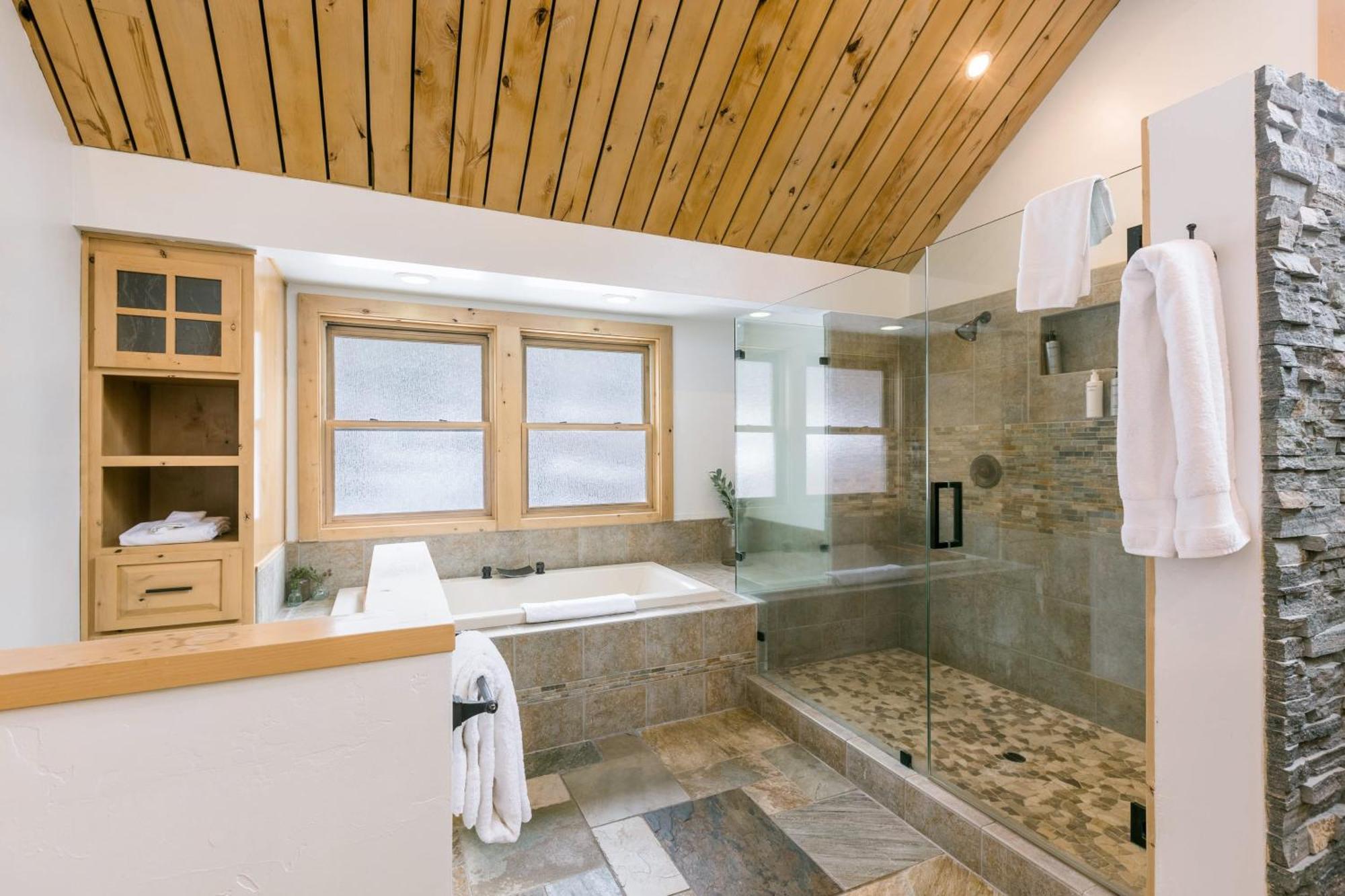 Coyote Moon By Avantstay Cabin Wsauna Mins From Dt Truckee Northstar 外观 照片