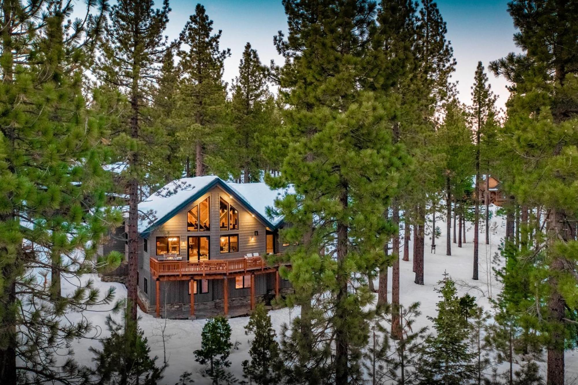 Coyote Moon By Avantstay Cabin Wsauna Mins From Dt Truckee Northstar 外观 照片