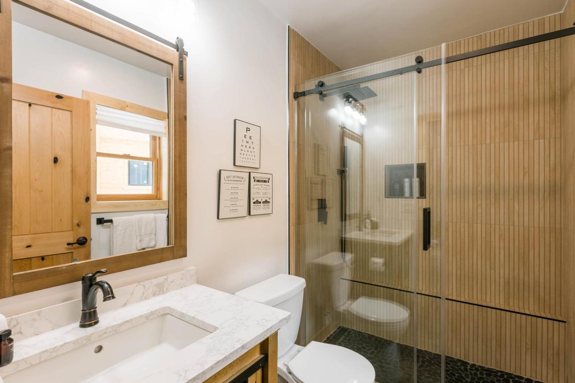 Coyote Moon By Avantstay Cabin Wsauna Mins From Dt Truckee Northstar 外观 照片