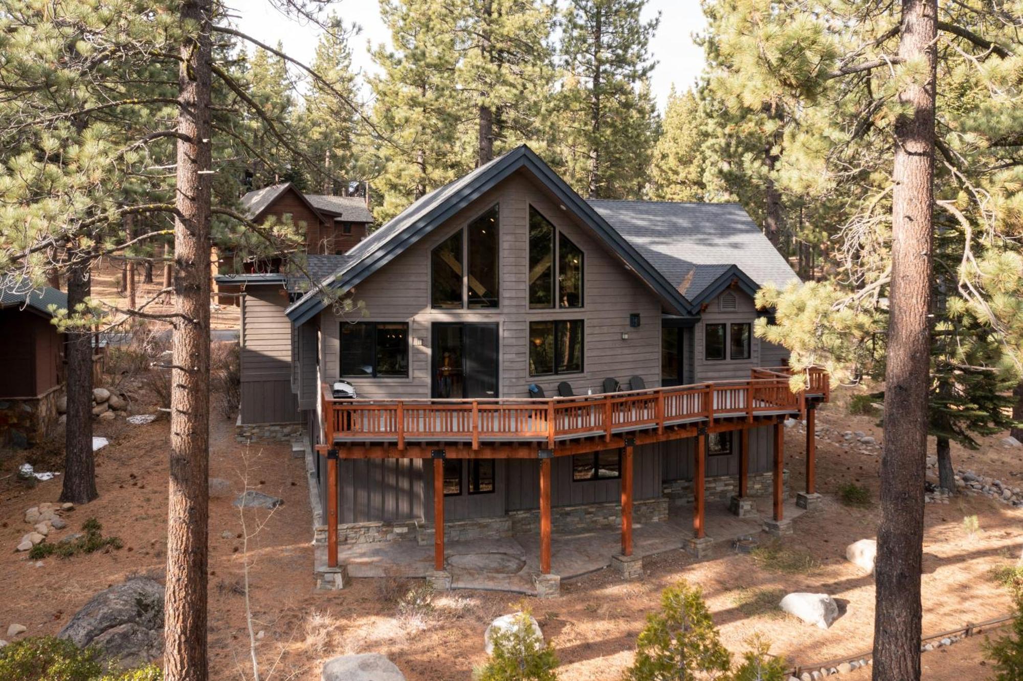 Coyote Moon By Avantstay Cabin Wsauna Mins From Dt Truckee Northstar 外观 照片